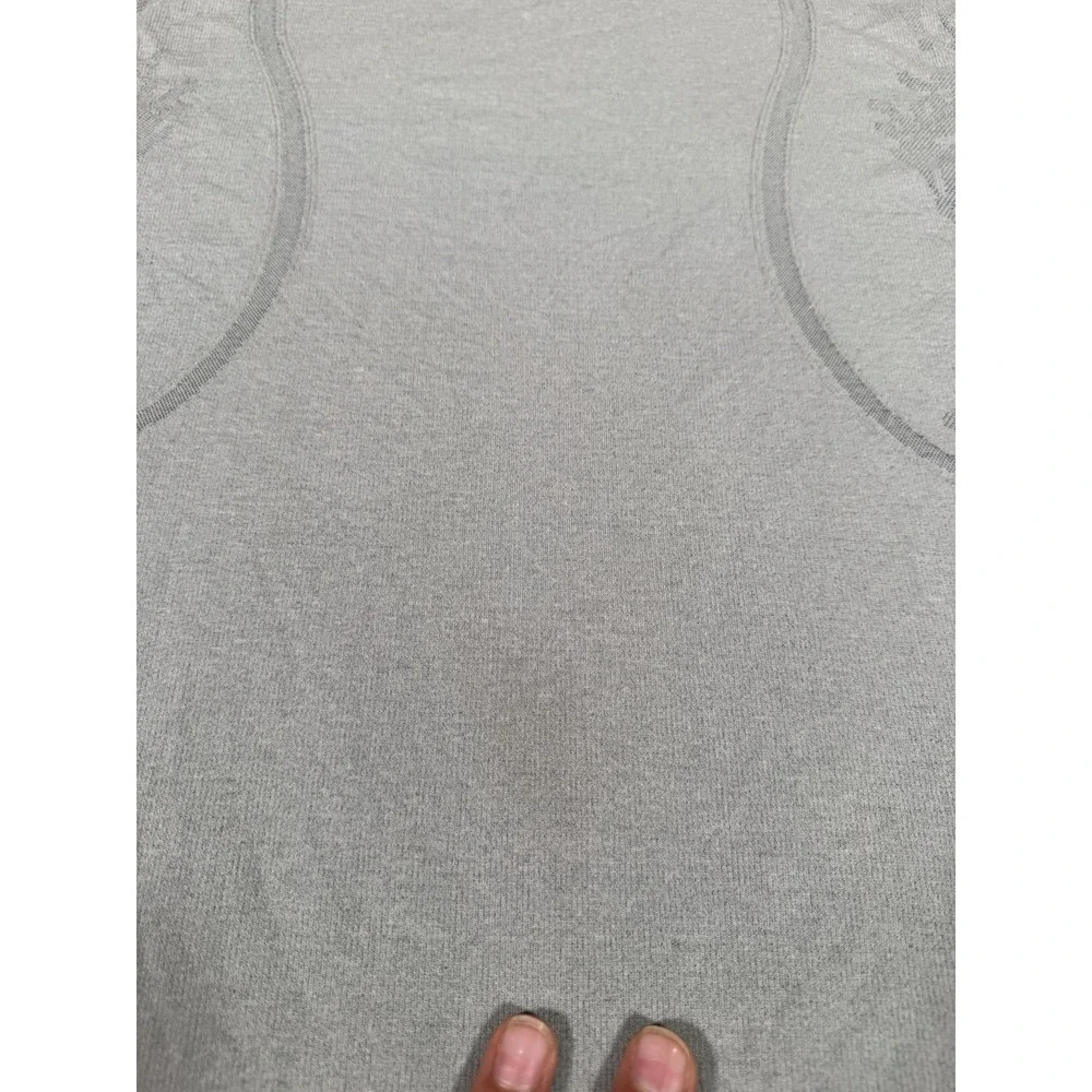 Lululemon Swiftly Tech Shirt Womens 10 Gray Floral Short Sleeve Yoga Athletic